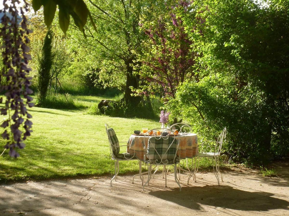 Campagne De Pre Grand Bed & Breakfast Saint-Etienne-les-Orgues ภายนอก รูปภาพ